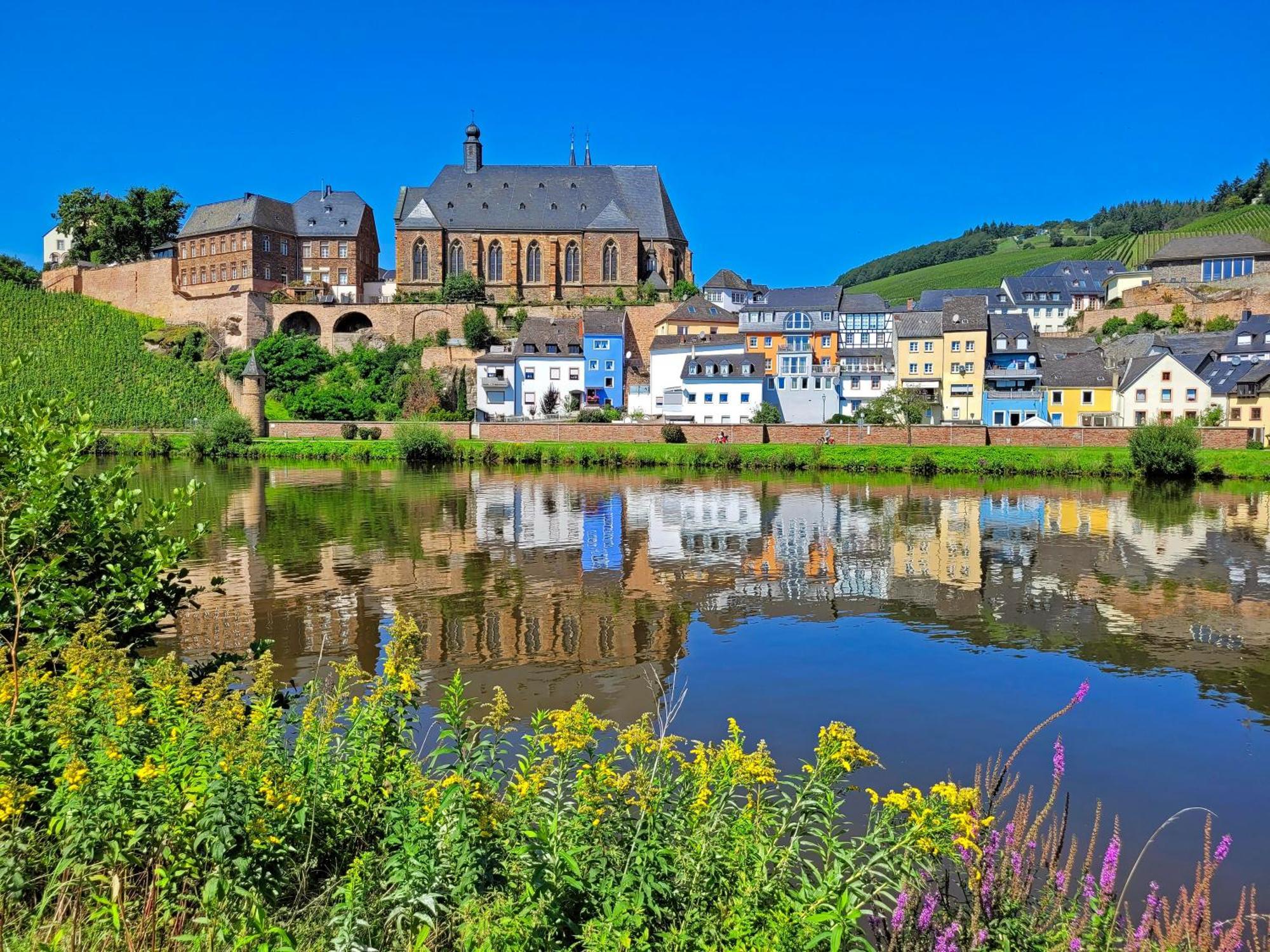 Ferienwohnungen Im Kimmelreich Irsch Bagian luar foto