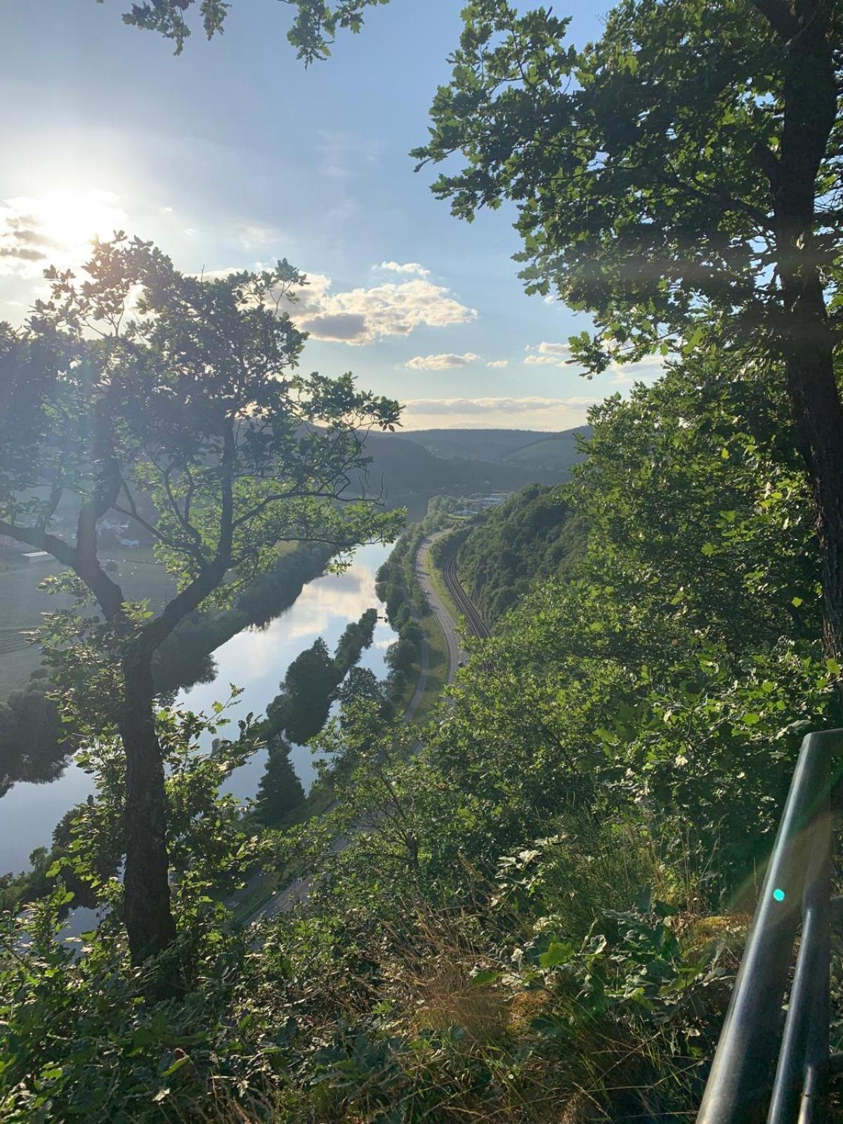 Ferienwohnungen Im Kimmelreich Irsch Bagian luar foto